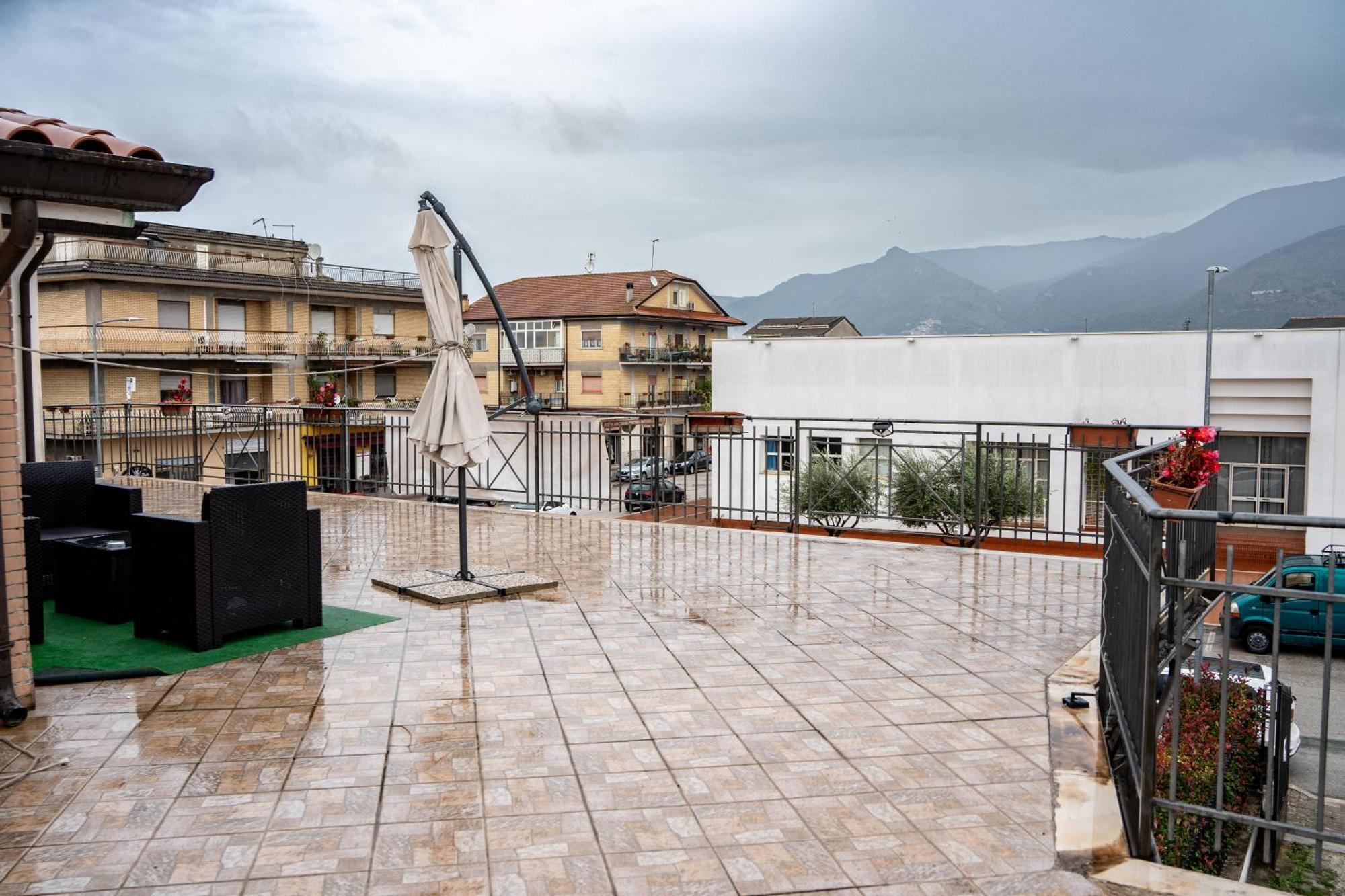 B&B Aquino In Terrazza Εξωτερικό φωτογραφία